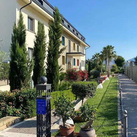 Four Points Flex By Sheraton Naples 3*