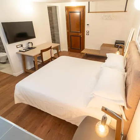 Four Points Flex By Sheraton Naples Hotel 4*