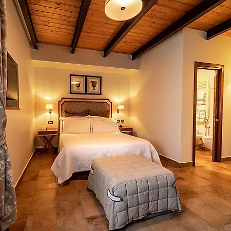 Hotel Four Points Flex By Sheraton Naples 4*
