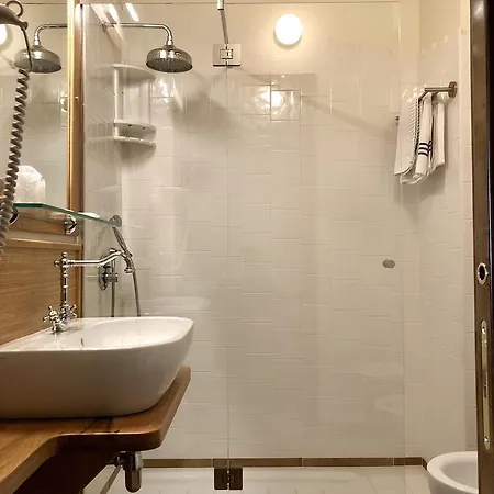 Hotel Four Points Flex By Sheraton Naples 4*